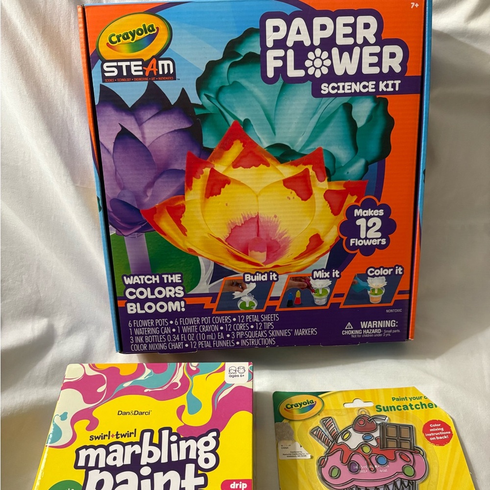 Crayola Paper Flower Science Kit - Colorful Creative Fun—Marbling Paint—Suncatch